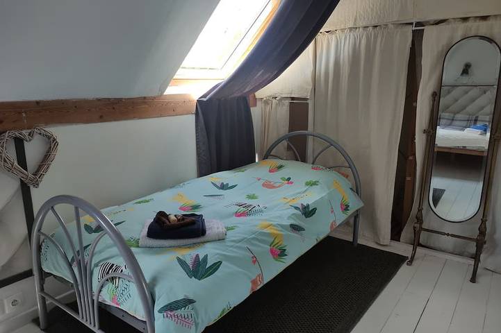 Location de vacances pour 3 personnes, avec Terrasse et Jardin à Langoëlan - 3
