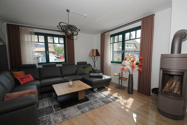 Ferienhaus für 8 Personen, mit Sauna und Garten in Glowe - 4