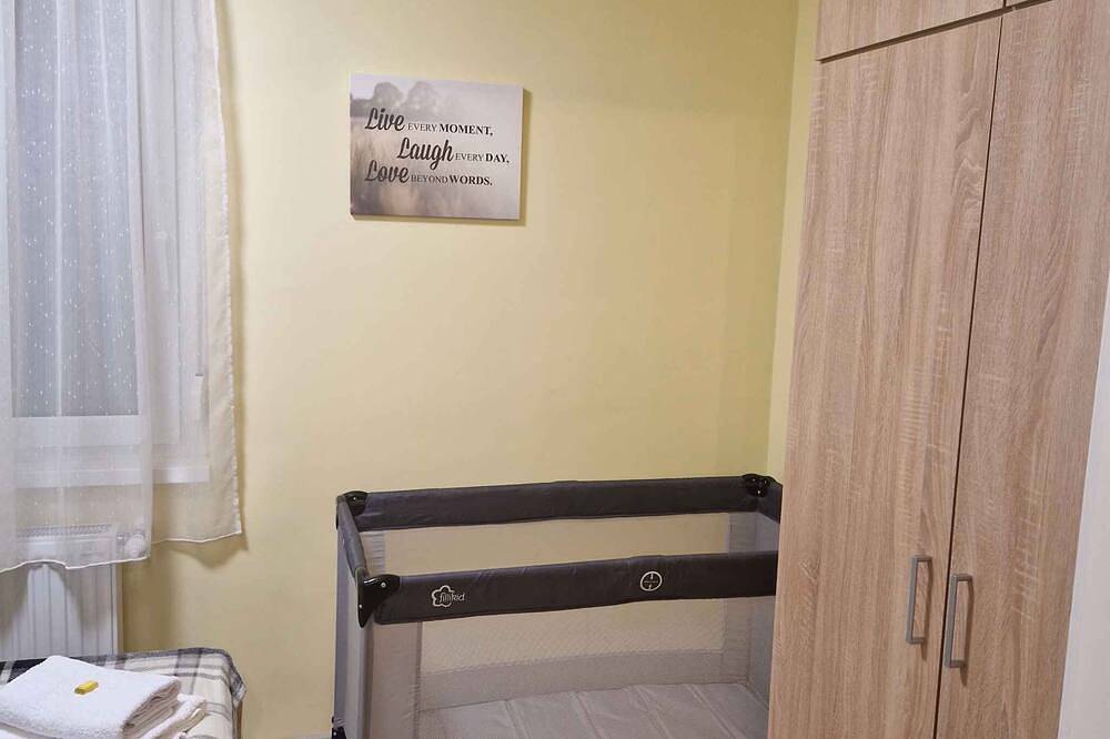 Ganze Wohnung, Ferienwohnung mit Wlan und Außengrill in Mezőkövesd, Borsod-Abaúj-Zemplén megye