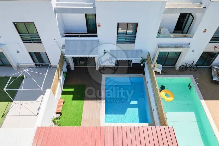 Cottage pour 6 personnes, avec balcon et jardin dans Coina