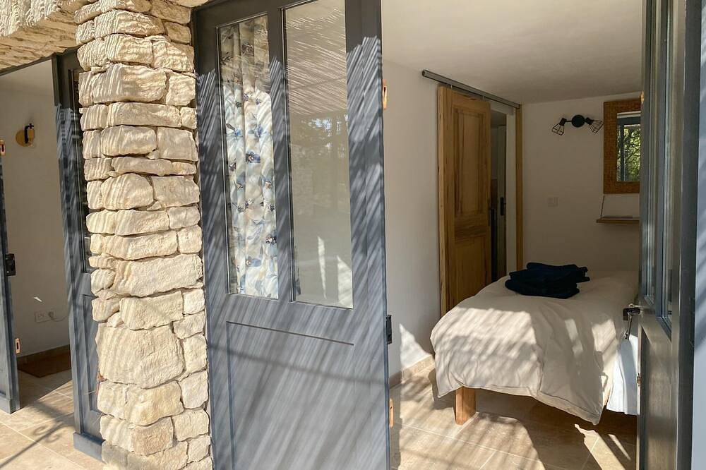 Charmant gîte avec confort dans un havre de paix in Apt, Parc naturel régional du Luberon