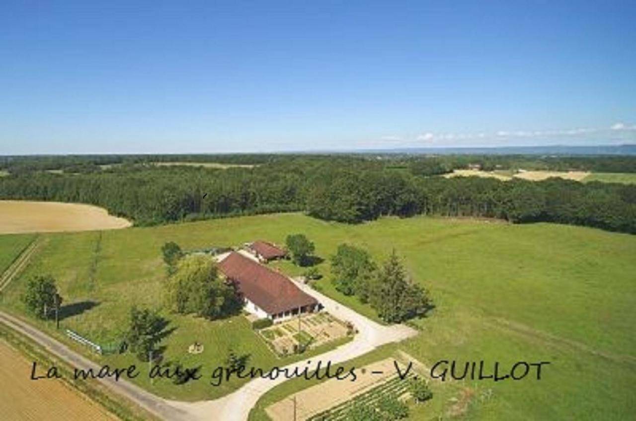 Double Room with Garden View in Bruailles, Région de Louhans