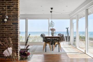 Ferienhaus für 8 Personen, mit Terrasse und Garten in Dyngby Strand