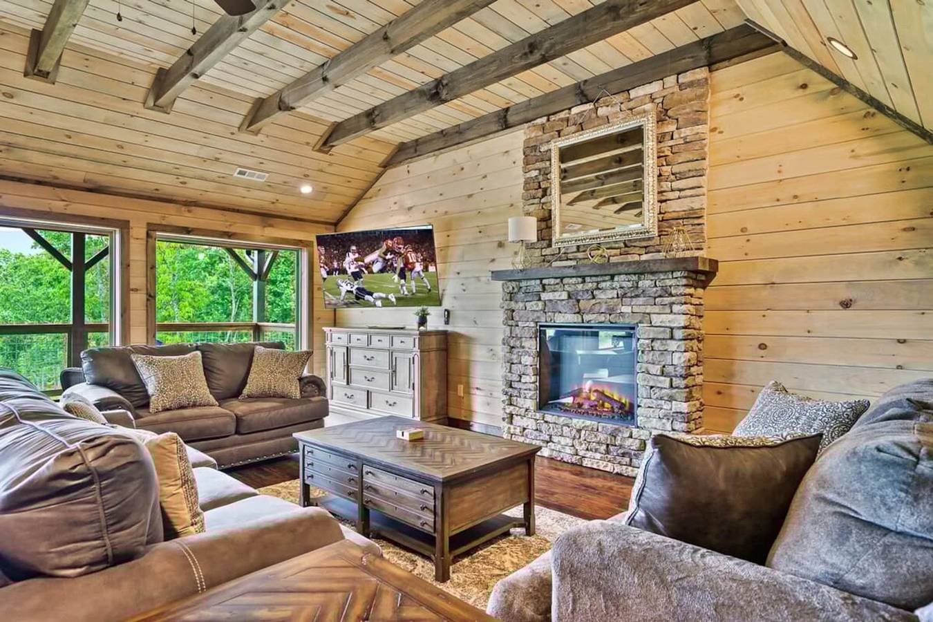 Newly Built Amazing View• Chalet Perfect Location in Sevier County