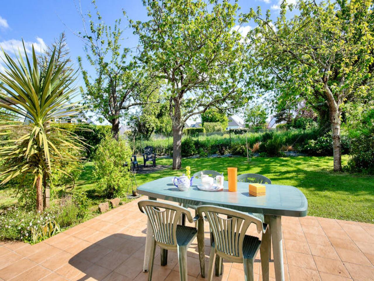 Entire apartment, Apartment in Pleurtuit near Emerald Coast in Pleurtuit, Saint-Malo region