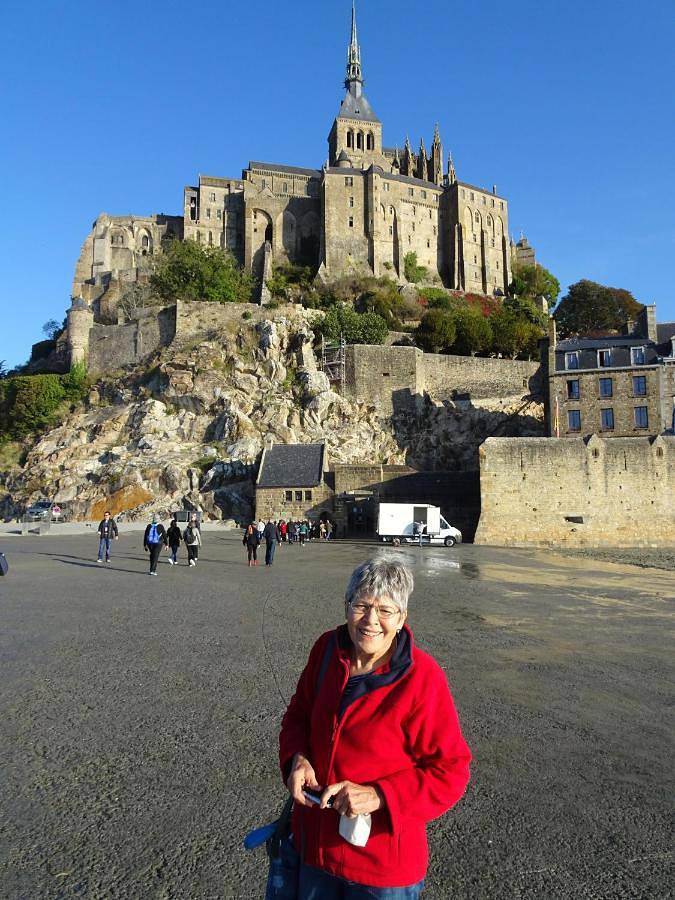 Gîte pour 2 personnes, avec vue et terrasse, animaux acceptés à Le Neufbourg