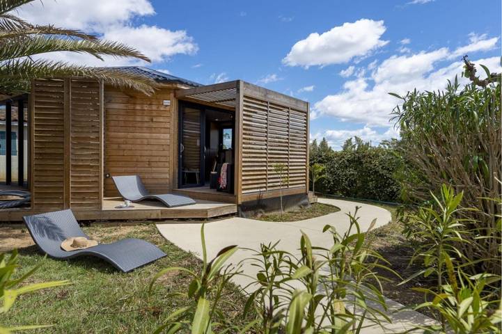 Location de vacances pour 3 personnes, avec jardin et piscine à Portiragnes