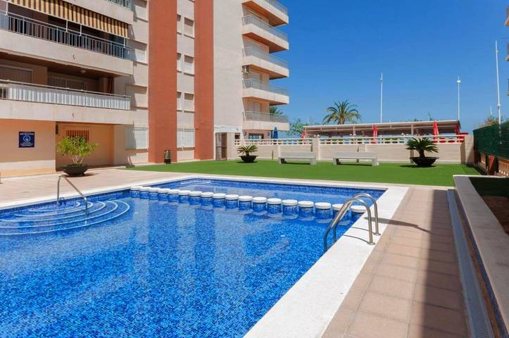 Casa rural para 8 personas, con Balcón y Piscina para niños además de Piscina y Vistas en Gandía