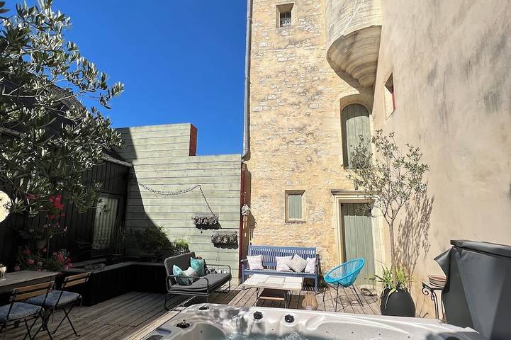 Ferienhaus für 6 Personen, mit Whirlpool und Terrasse sowie Garten - 1