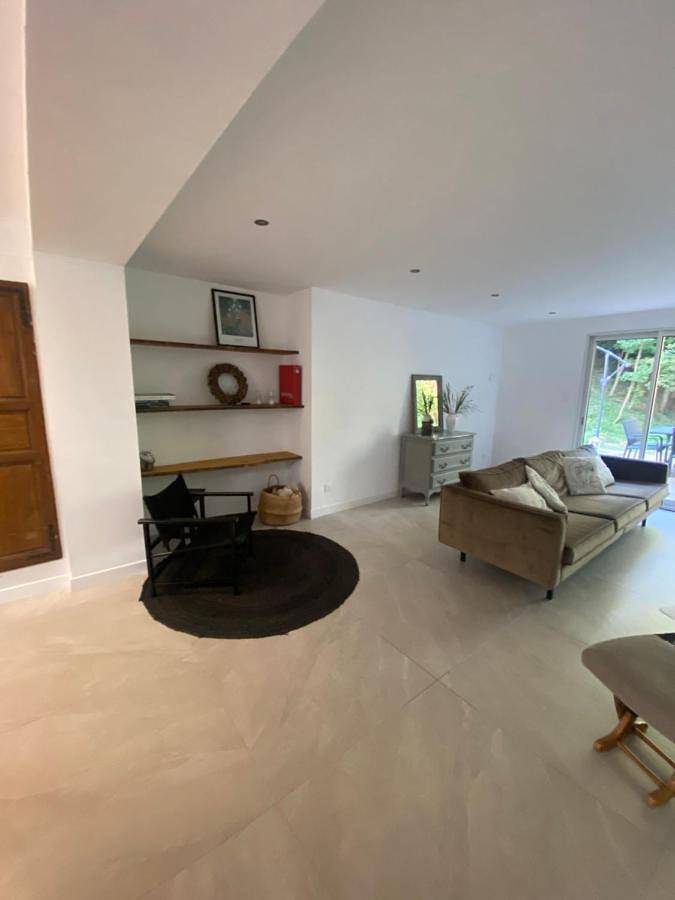 Villa pour 6 personnes, avec terrasse, animaux acceptés