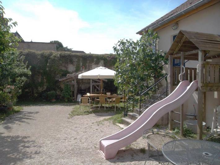 Location de vacances pour 6 personnes, avec vue et jardin, animaux acceptés à Santenay - 3