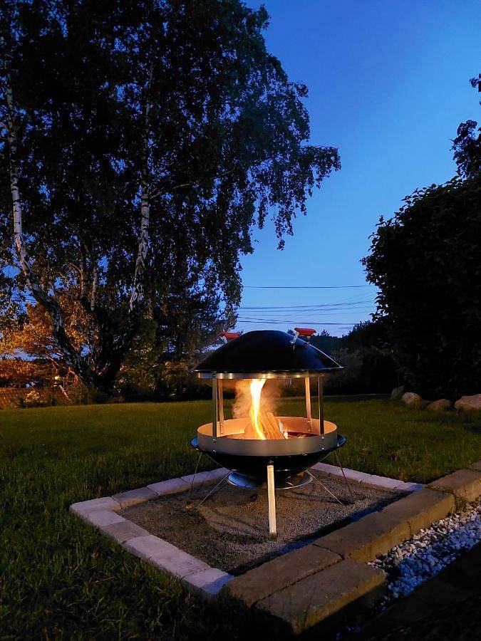 Cosy family home with pool in Grimstad