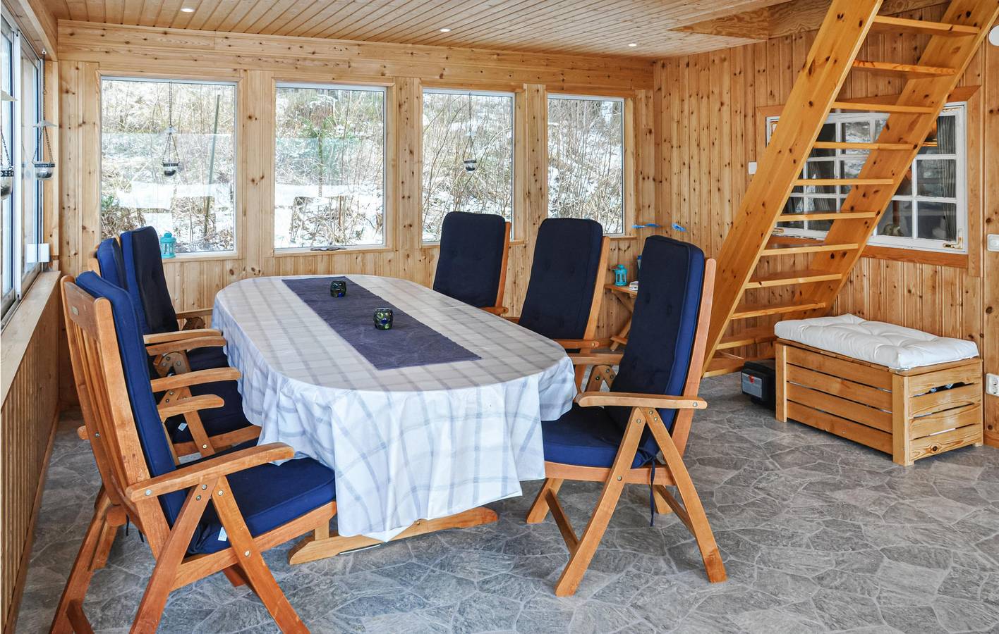 Ferienhaus für 5 Personen mit Terrasse in Örebro und Umgebung