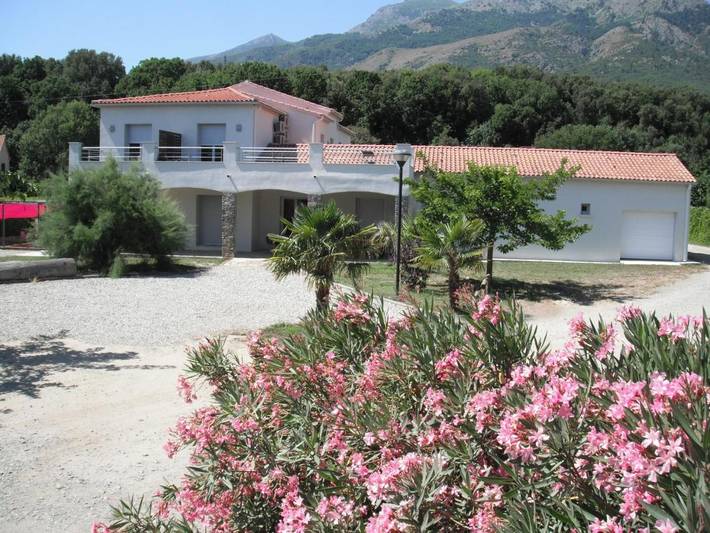 Chambre d’hôte pour 3 personnes, avec balcon ainsi que jacuzzi et jardin à Corte - 3