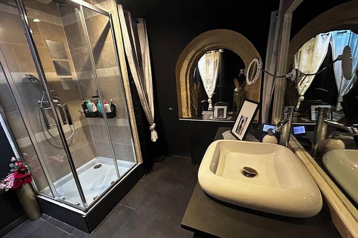 Gîte pour 2 personnes, avec jacuzzi à Milhaud - 2