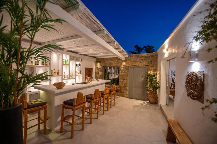 Gîte pour 4 personnes, avec jardin et vue dans Kalafatis - 2