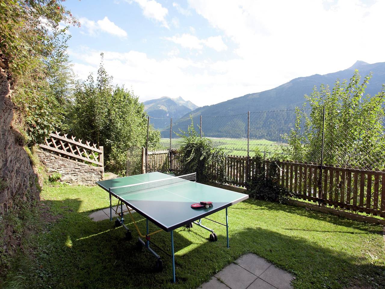 Ganze Wohnung, Pleasant Apartment in Stuhlfelden with Terrace in Stuhlfelden, Pinzgau