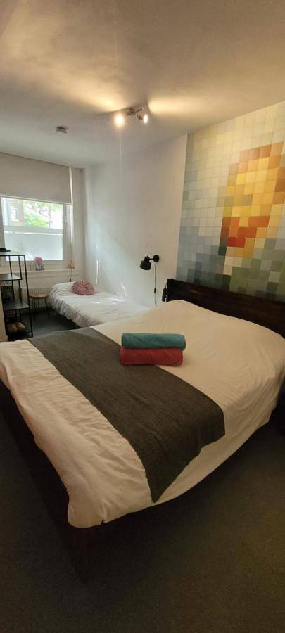 Geheel vakantieappartement, H 58 in Amsterdam West, Nederlandse kust