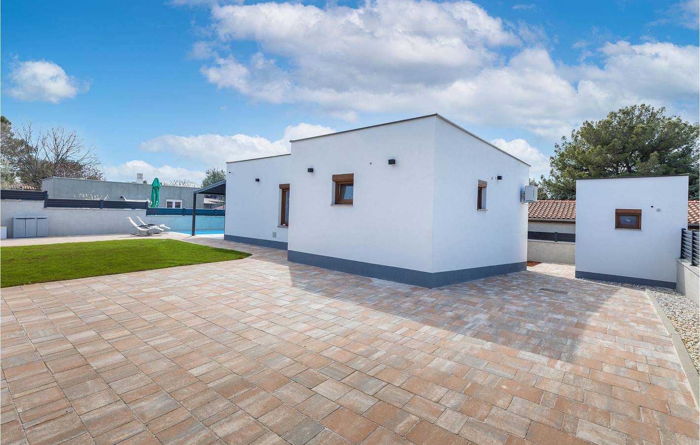 Apartment am Meer mit Terrasse, WLAN, Parkplatz und in der Nähe des Strandes von Fažana in Grad Vodnjan, Südküste Istrien