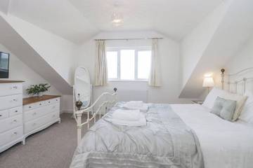 Cottage for 6 People in Barrow-in-Furness, Cumbria, Photo 2