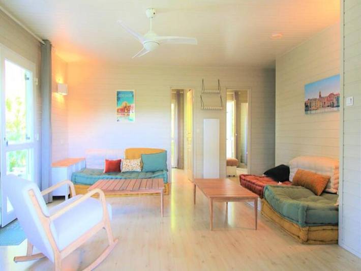 Chalet pour 6 personnes, avec piscine et jardin, adapté aux familles à Gassin - 4