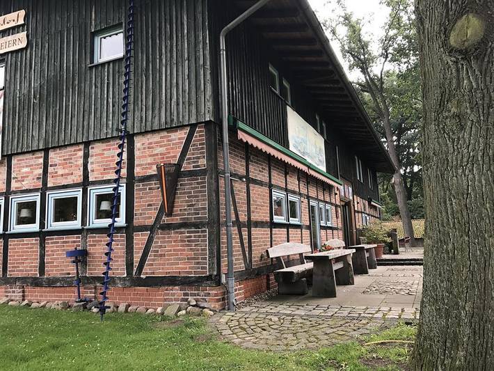 Ferienwohnung für 3 Personen, mit Terrasse und Garten in Hermannsburg