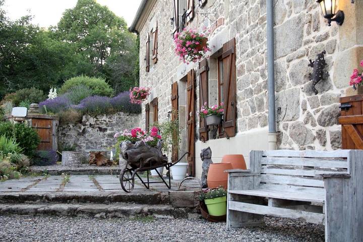 Chambre d’hôte pour 4 personnes, avec jacuzzi et terrasse