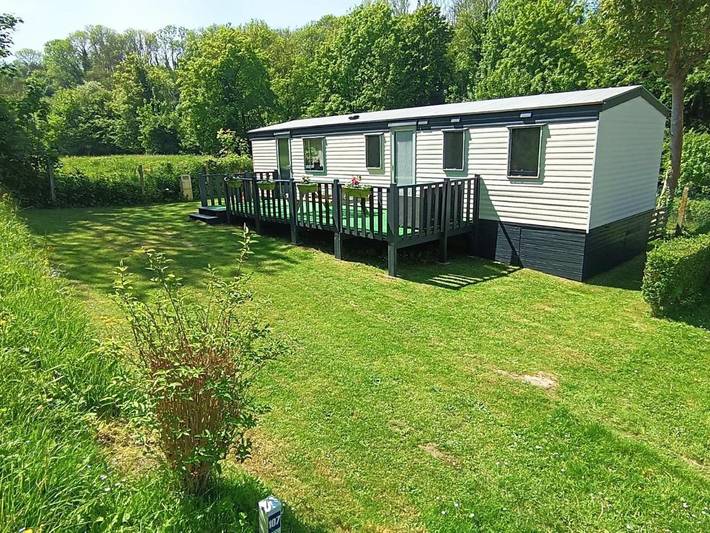 Camping pour 6 personnes, avec vue et terrasse