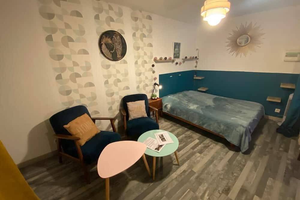 Ganze Wohnung, Elegantes Loft mit Wifi, Tv - eine private Terrasse, eingebettet in einen Innenhof in Lunel, Mittelmeerküste (Frankreich)