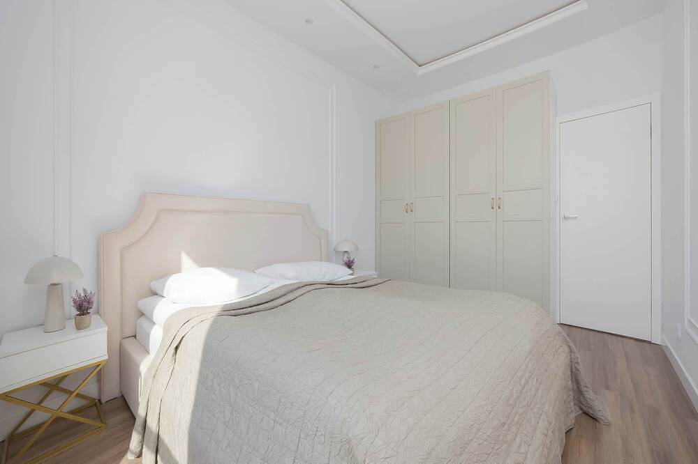 Entire apartment, Stylish Apartment with Parking | Balcony | Wilanów Palace in Wilanów, Warsaw