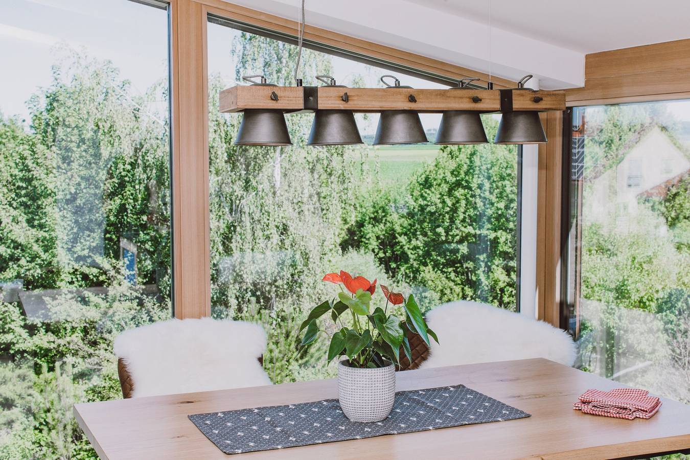 Appartement entier, Appartement 'Deer' avec jardin commun, Wi-Fi et climatisation in Germaringen, Souabe (Bavière)