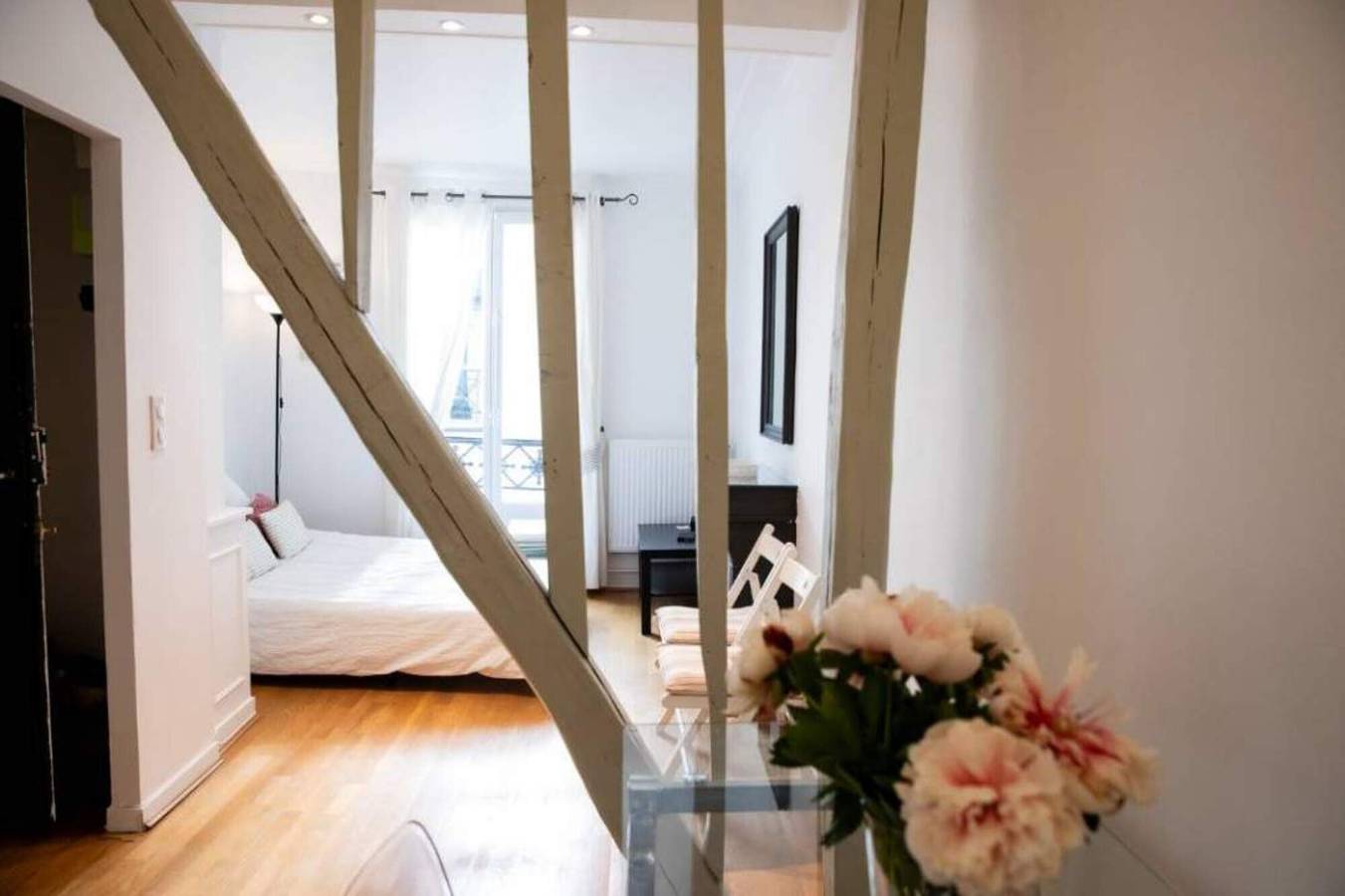 Studio entier, Appartement 'Studio Calme Jardin Luxembourg' avec Wi-Fi in Paris, Île de France