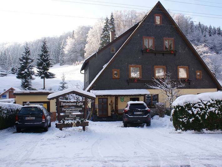 Ferienwohnung mit 1 Schlafzimmer in Fehrenbach, Masserberg