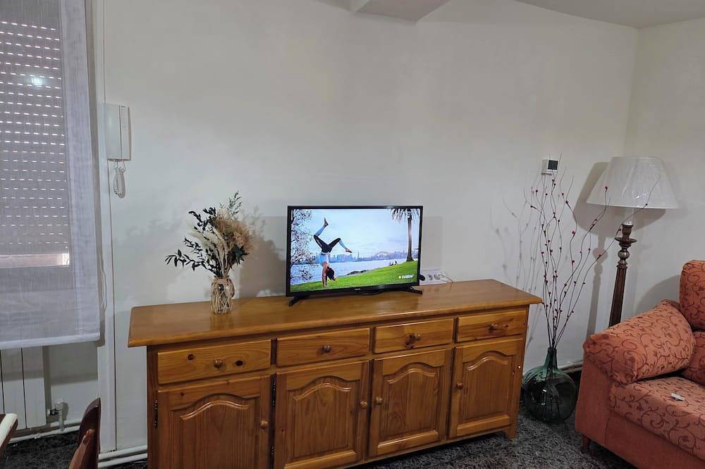 Entire apartment, Rural apartment in a private building; pets allowed in Lapuebla de Labarca, Rioja Alavesa
