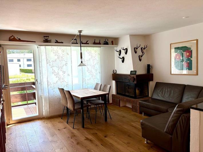 Apartamento vacacional en Laax con piscina. in Laax GR 2, Laax