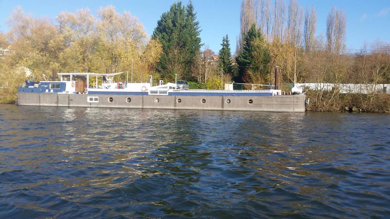 Appartement entier, Péniche sur la Seine avec terrasse 6 pers - Ja-De in Herblay-sur-Seine, Val-d'Oise