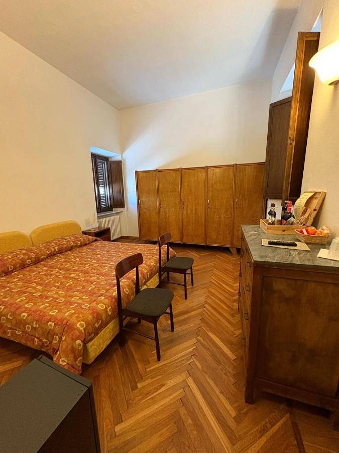 Deluxe Double Room in Umbertide, Valtiberina