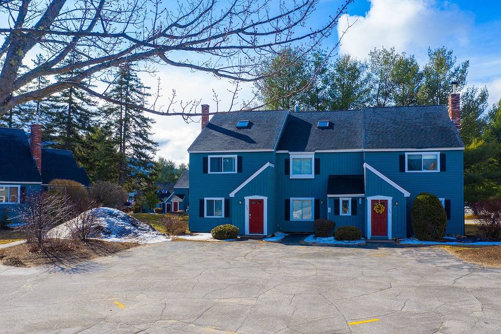 Ganze Wohnung, White Mountains townhome walk to Pemi River and downtown, 1 mile to Lincoln! in Woodstock (NH), Franconia Notch