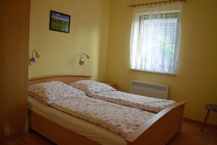 Ferienwohnung für 2 Personen, mit Garten, mit Haustier in Saal - 2