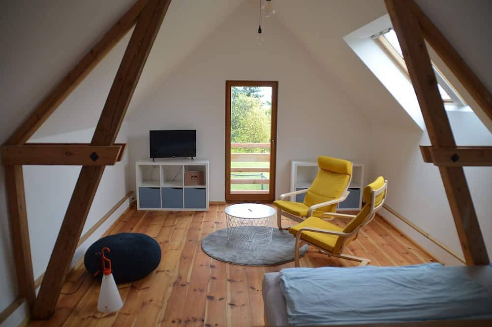 Ganze Wohnung, Gemütliche Ferienwohnung Uckermarkblick - am Weltnaturerbe \"Buchenwald Grumsin\" in Britzer Platte