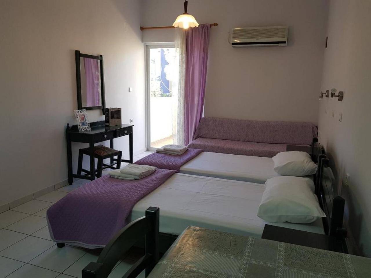Ganze Wohnung, Ferienwohnung für 2 Personen mit Balkon in Agioi Apostoli, Chania und Umgebung