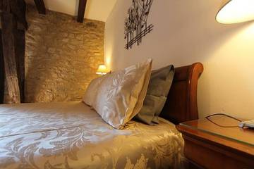 Gîte pour 4 personnes, avec jardin ainsi que balcon et piscine à Puybrun