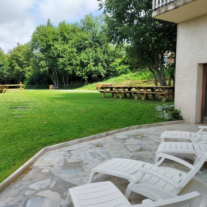 Location de vacances pour 15 personnes, avec sauna ainsi que terrasse et jardin dans la Loire - 4