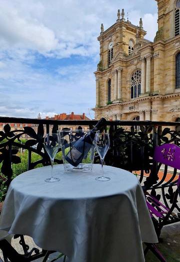 Cottage pour 2 personnes, avec vue et balcon à Vitry-le-François