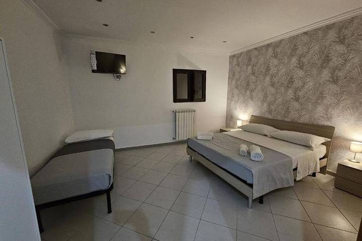 Apartamento entero, An elegant retreat overlooking the city of mosaics in Caltagirone, Caltagirone region