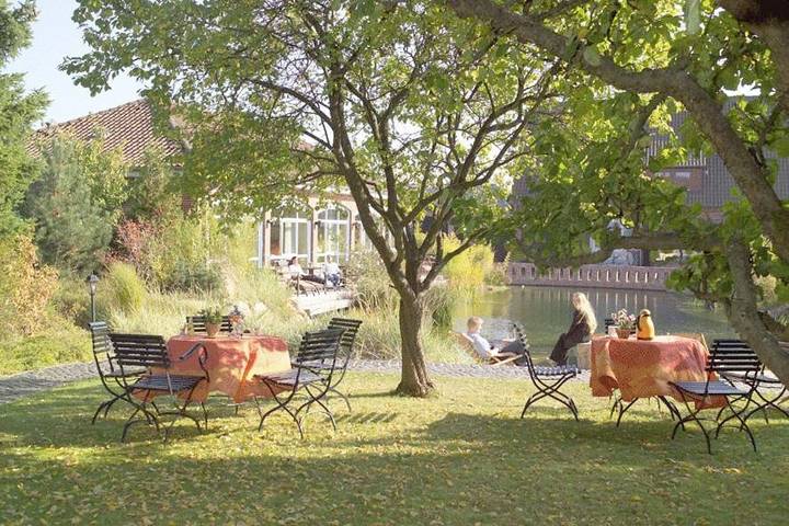Hotel für 4 Personen, mit Terrasse und Garten in Eutin