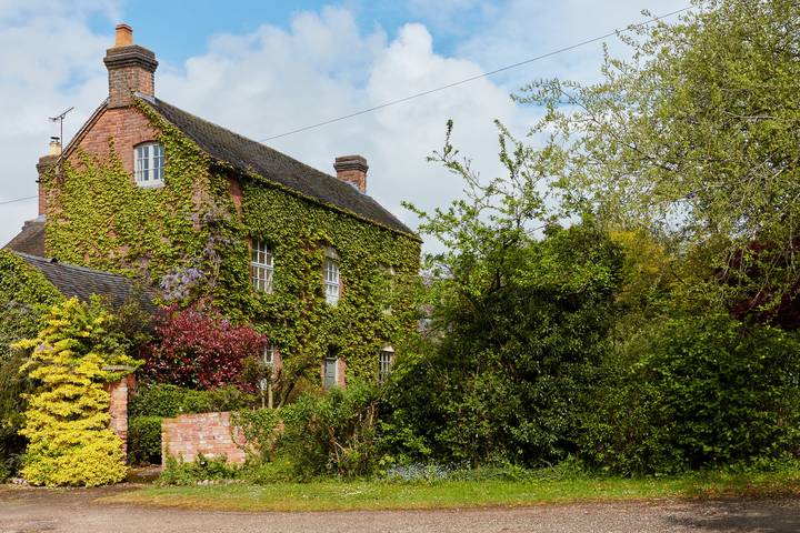 Holiday rental for 10 people, with garden in Derbyshire