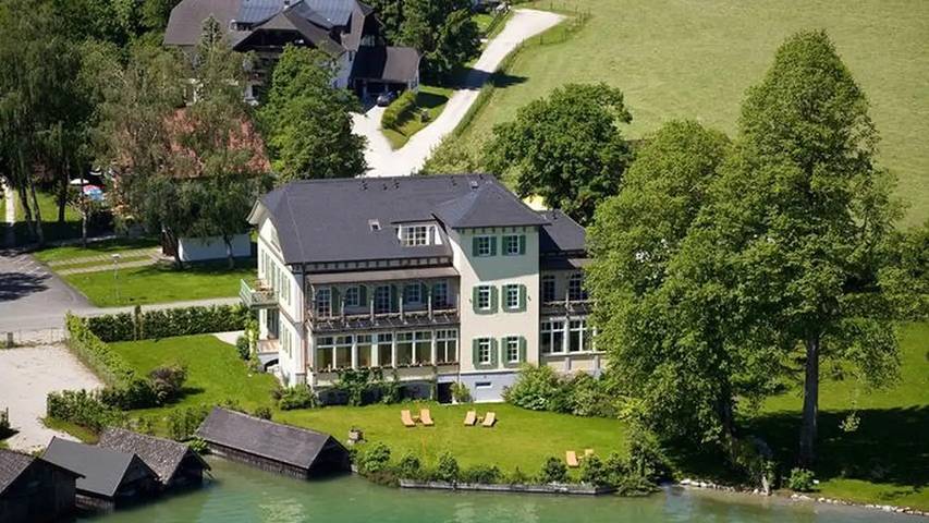 Ferienwohnung für 2 Personen, mit Balkon und Garten in Strobl