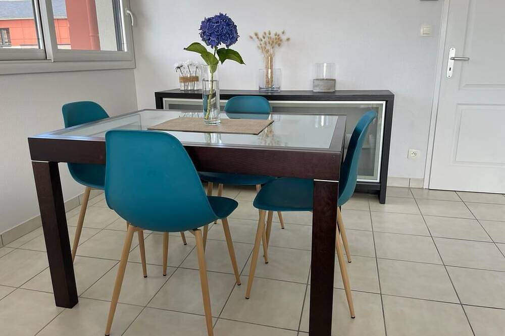 Apartamento entero, Beachfront apartment with balcony 50 m from the beach in Saint-Nic, Châteaulin und Umgebung