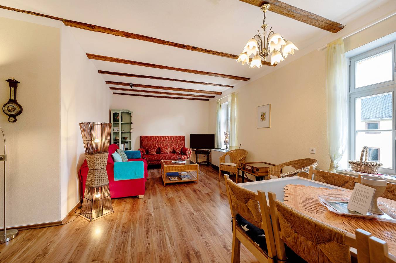Geheel appartement, Appartement 'Kavaliershäuschen' met Uitzicht op de Bergen, Gedeelde Tuin en Wi-Fi in Maring-Noviand, Bernkastel-Kues en Omgeving